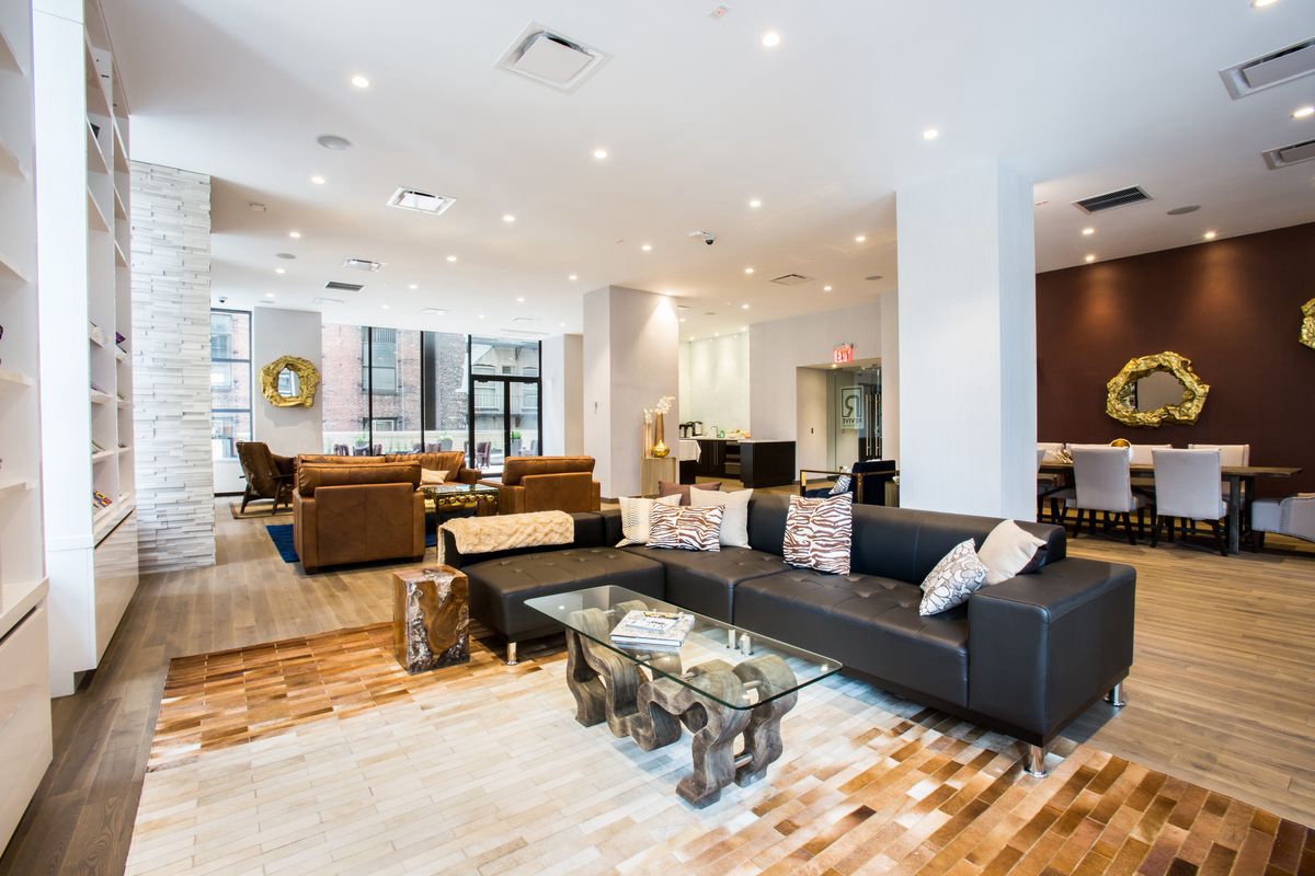 The Ritz Plaza