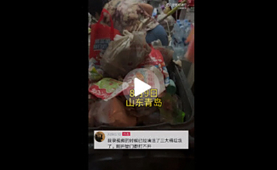 女子租房一年没扔过垃圾 每天在垃圾堆里睡、玩手机：场面网友看吐